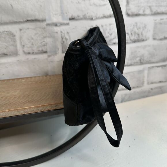 LOFT Black Velvet Pouch Wristlet - Picture 3 of 6